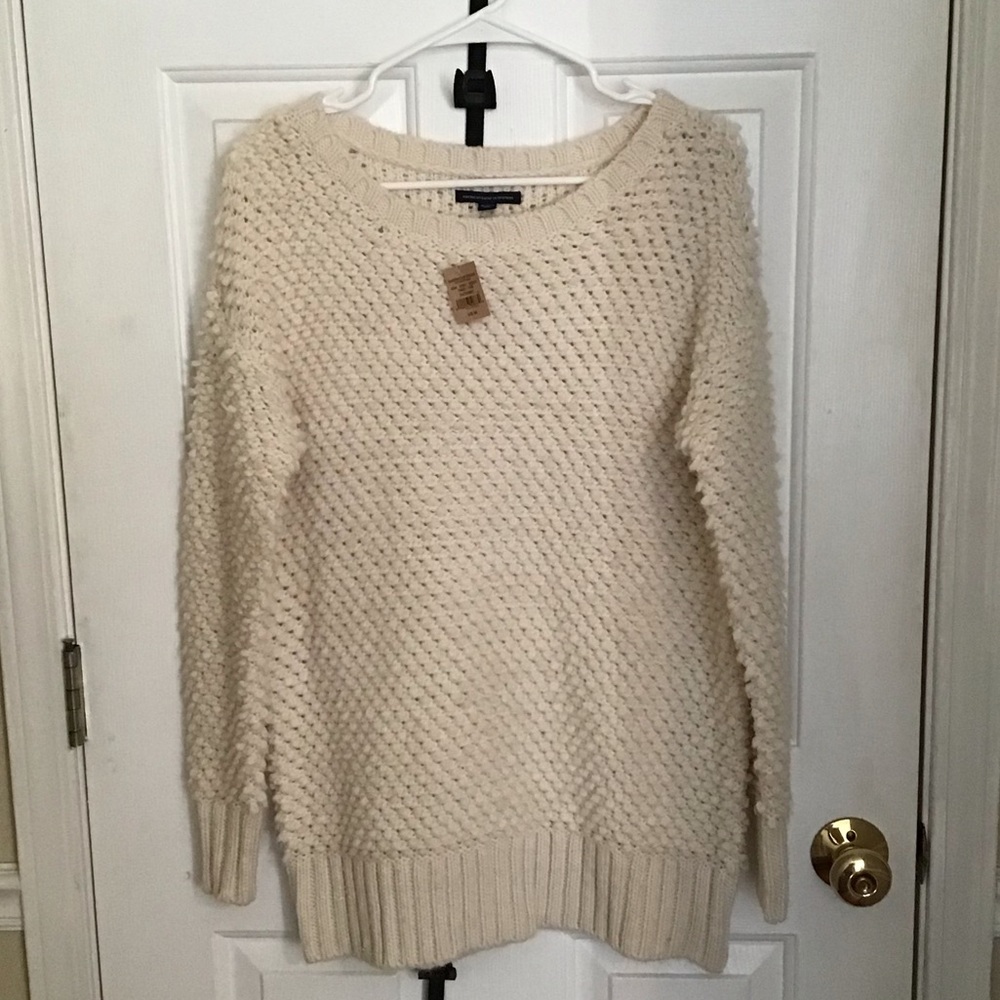 American Eagle Sweater